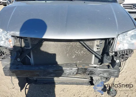 2015 Chrysler Town & Country Limited Platinum z USA, uszkodzony, nr VIN 2C4RC1GG9FR753872